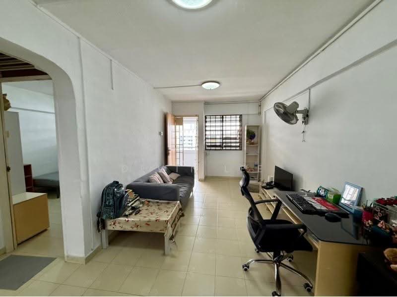 233 Bukit Batok East Avenue 5, 233 Bukit Batok East Avenue 5, Dairy Farm / Bukit Panjang / Choa Chu Kang, 2 Bedrooms, 721 sqft, HDB Flat For Rent, by Devin Lee, 500294288 - PropertyGuru.com.sg