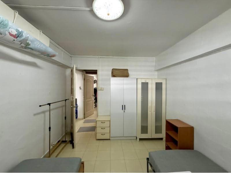 233 Bukit Batok East Avenue 5, 233 Bukit Batok East Avenue 5, Dairy Farm / Bukit Panjang / Choa Chu Kang, 2 Bedrooms, 721 sqft, HDB Flat For Rent, by Devin Lee, 500294288 - PropertyGuru.com.sg