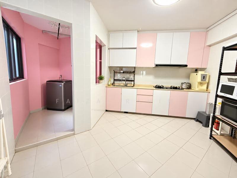 101 Rivervale Walk, 101 Rivervale Walk, Hougang / Punggol / Sengkang, 3 Bedrooms, 1,291 sqft, HDB Flat For Sale, by Faizal Rahim, 500294301 - Kitchen - PropertyGuru.com.sg