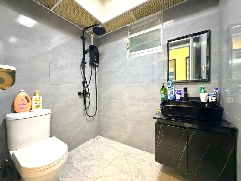 489D Choa Chu Kang Avenue 5, 489D Choa Chu Kang Avenue 5, Dairy Farm / Bukit Panjang / Choa Chu Kang, 3 Bedrooms, 1,001 sqft, HDB Flat For Sale, by Mohd Jabbaar Bin Kamsani, 500294302 - PropertyGuru.com.sg