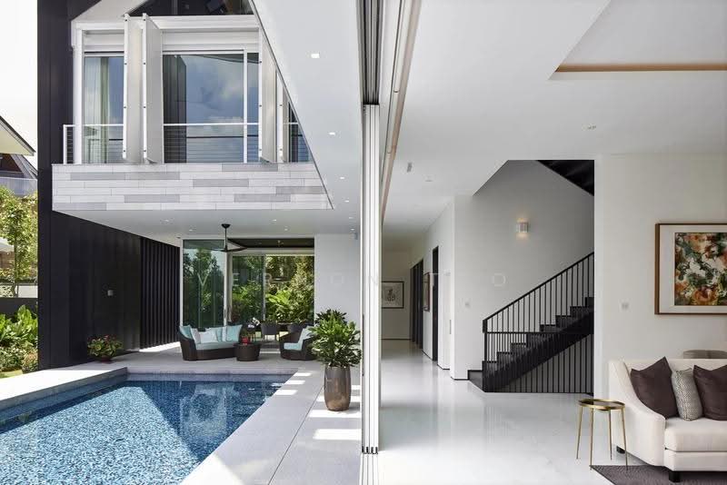 Magazine-Featured Architectural Bungalow in Trevose / Dunearn / Kheam Hock vicinity, Newton / Novena, 6 Bedrooms, 8,800 sqft, Bungalow House For Sale, by Vernon Teo, 500294353 - Exterior - PropertyGuru.com.sg