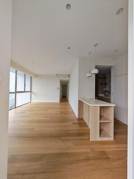 The Esta, 35 Amber Gardens, East Coast / Marine Parade, 4 Bedrooms, 1,399 sqft, Condominium For Rent, by Miki Yong, 500294387 - Living Room - PropertyGuru.com.sg