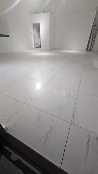CT Hub 2, 114 Lavender Street, Balestier / Toa Payoh, 1,044 sqft, Light Industrial (B1) For Sale, by Pragna K M Kamdar, 500294393 - Interior - CommercialGuru.com.sg