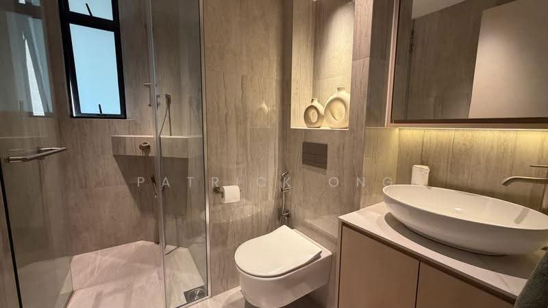 Valley Park, 473 River Valley Road, Tanglin / Holland / Bukit Timah, 3 Bedrooms, 1,356 sqft, Condominium For Rent, by Patrick Ong, 500294399 - Bathroom - PropertyGuru.com.sg