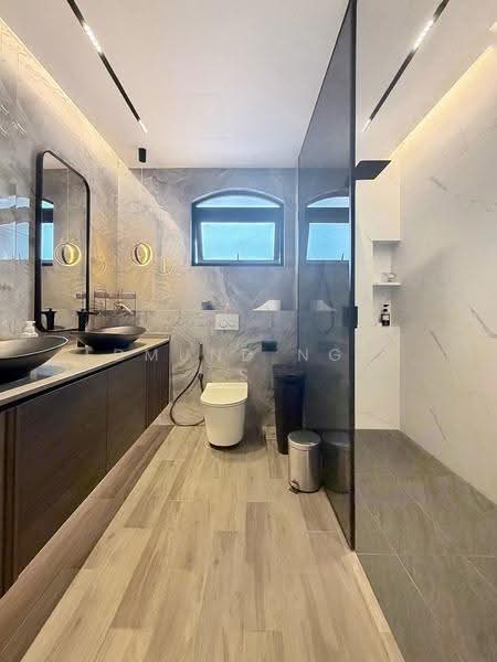 Hillview Villas, 15 Hillview Way, Dairy Farm / Bukit Panjang / Choa Chu Kang, 5 Bedrooms, 5,550 sqft, Terraced House For Sale, by Edmund Ng Y S, 500294434 - Bathroom - PropertyGuru.com.sg