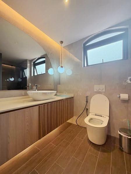 Hillview Villas, 15 Hillview Way, Dairy Farm / Bukit Panjang / Choa Chu Kang, 5 Bedrooms, 5,550 sqft, Terraced House For Sale, by Edmund Ng Y S, 500294434 - Bathroom - PropertyGuru.com.sg