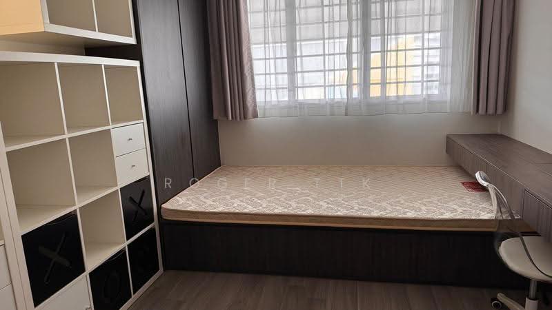 417 Bukit Batok West Avenue 4, 417 Bukit Batok West Avenue 4, Dairy Farm / Bukit Panjang / Choa Chu Kang, Room Rental, 160 sqft, HDB Flat For Rent, by Roger TTK, 500294493 - Bedroom - PropertyGuru.com.sg