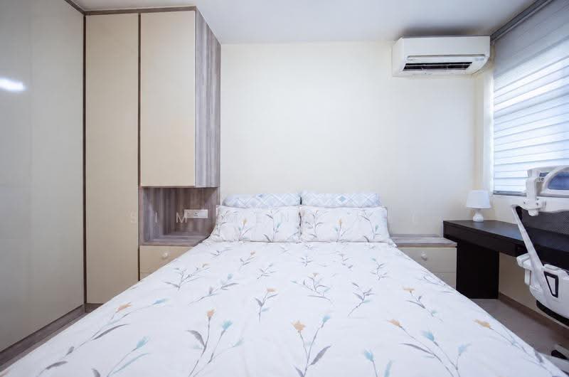 308 Clementi Avenue 4, 308 Clementi Avenue 4, Buona Vista / West Coast / Clementi New Town, 2 Bedrooms, 721 sqft, HDB Flat For Sale, by Sim Meng Wee, 500294496 - Bedroom - PropertyGuru.com.sg
