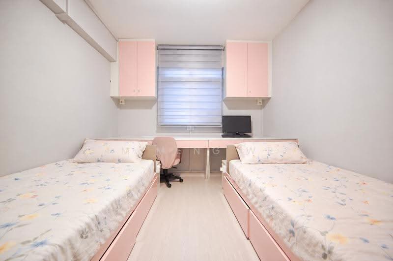 308 Clementi Avenue 4, 308 Clementi Avenue 4, Buona Vista / West Coast / Clementi New Town, 2 Bedrooms, 721 sqft, HDB Flat For Sale, by Sim Meng Wee, 500294496 - Bedroom - PropertyGuru.com.sg