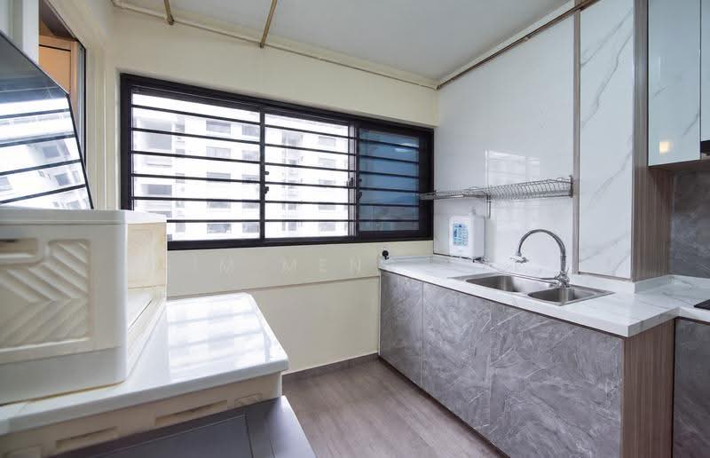 308 Clementi Avenue 4, 308 Clementi Avenue 4, Buona Vista / West Coast / Clementi New Town, 2 Bedrooms, 721 sqft, HDB Flat For Sale, by Sim Meng Wee, 500294496 - Kitchen - PropertyGuru.com.sg