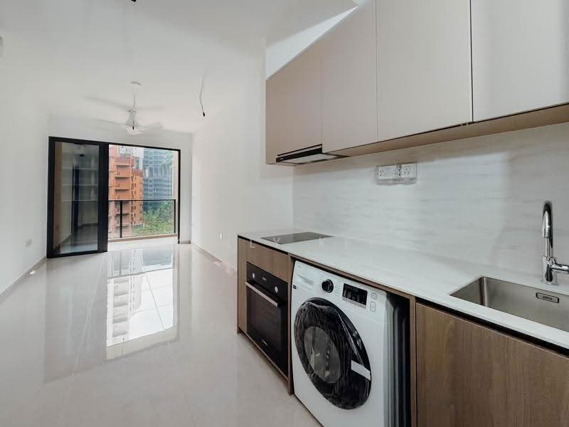 Hillock Green, 22-28 Lentor Central, Mandai / Upper Thomson, 1 Bedroom, 517 sqft, Condominium For Sale, by Kally Kee, 500294515 - Kitchen - PropertyGuru.com.sg
