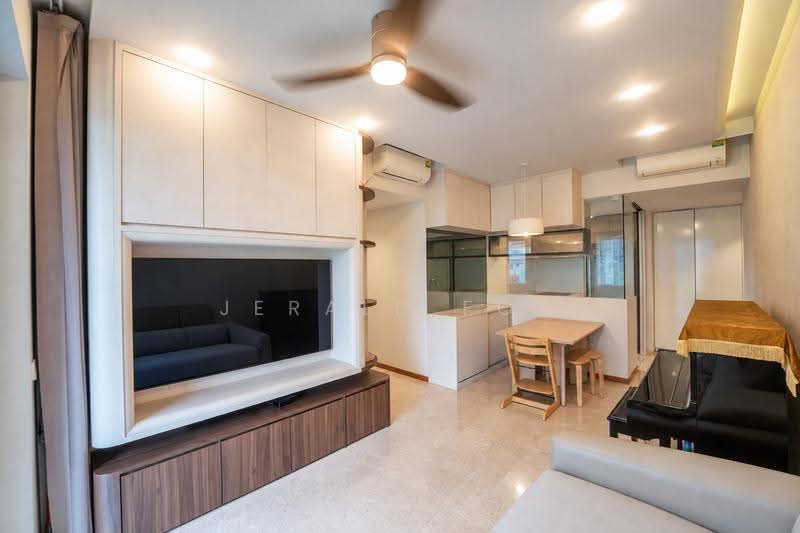 Fourth Avenue Residences, 12 Fourth Avenue, Tanglin / Holland / Bukit Timah, 3 Bedrooms, 1,119 sqft, Condominium For Sale, by Jerald Foo, 500294527 - Living Room - PropertyGuru.com.sg