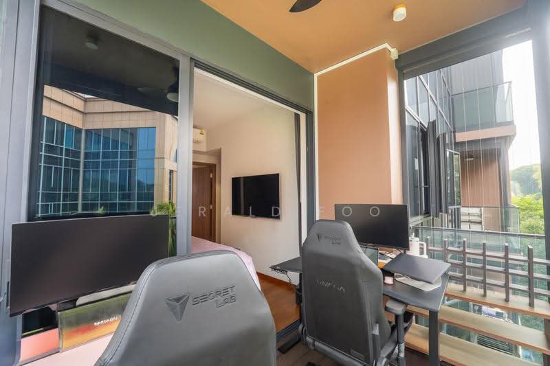 Fourth Avenue Residences, 12 Fourth Avenue, Tanglin / Holland / Bukit Timah, 3 Bedrooms, 1,119 sqft, Condominium For Sale, by Jerald Foo, 500294527 - Balcony - PropertyGuru.com.sg