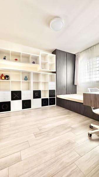 417 Bukit Batok West Avenue 4, 417 Bukit Batok West Avenue 4, Dairy Farm / Bukit Panjang / Choa Chu Kang, Room Rental, 110 sqft, HDB Flat For Rent, by Nick Toh, 500294528 - Study - PropertyGuru.com.sg