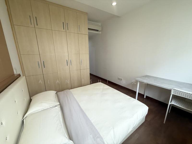 Master Room @ Serangoon MRT Condo, Serangoon Ave 2, Hougang / Punggol / Sengkang, Room Rental, 200 sqft, Condominium For Rent, by Alan Tsui 徐先生, 500294554 - Bedroom - PropertyGuru.com.sg