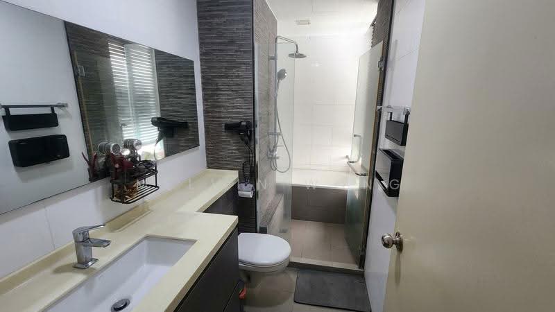 Kerrisdale, 30 Sturdee Road, Farrer Park / Serangoon Rd, 3 Bedrooms, 1,270 sqft, Condominium For Sale, by Melvin Wong, 500294563 - Bathroom - PropertyGuru.com.sg