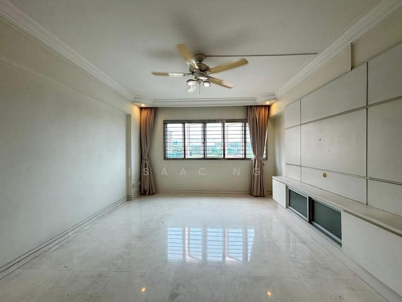 834 Hougang Central, 834 Hougang Central, Hougang / Punggol / Sengkang, 3 Bedrooms, 1,582 sqft, HDB Flat For Rent, by Isaac Ng, 500294584 - Living Room - PropertyGuru.com.sg