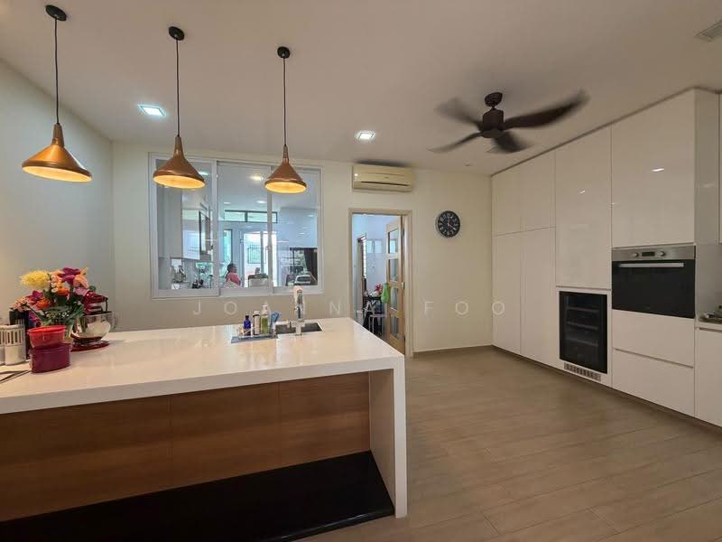 Sembawang Hills Estate, Nemesu Avenue, Ang Mo Kio / Bishan / Thomson, 5 Bedrooms, 3,993 sqft, Terraced House For Sale, by Joanna Foo, 500294603 - Kitchen - PropertyGuru.com.sg