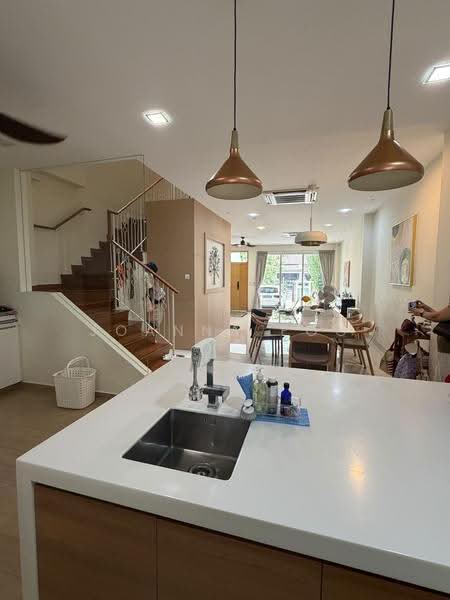 Sembawang Hills Estate, Nemesu Avenue, Ang Mo Kio / Bishan / Thomson, 5 Bedrooms, 3,993 sqft, Terraced House For Sale, by Joanna Foo, 500294603 - Dining Room - PropertyGuru.com.sg