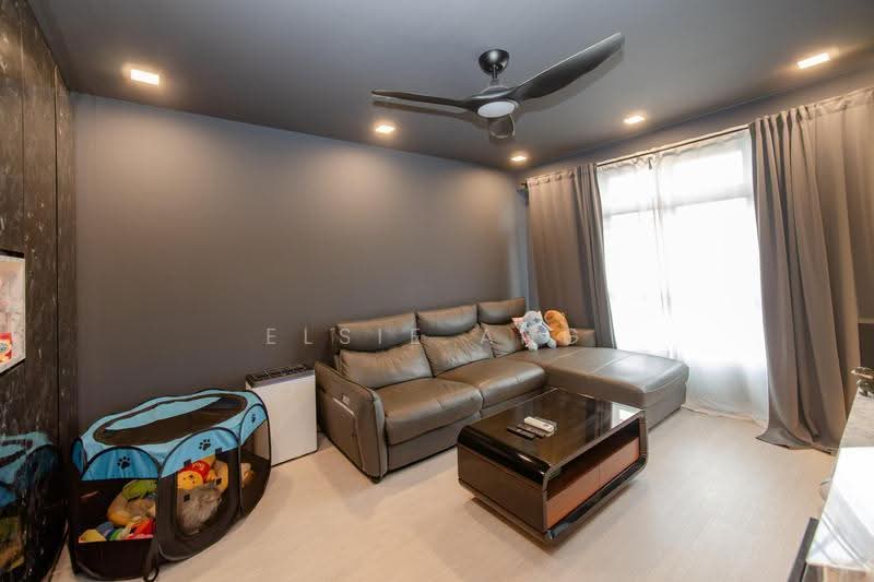 622B Tampines Avenue 12, 622B Tampines Avenue 12, Pasir Ris / Tampines, 3 Bedrooms, 1,001 sqft, HDB Flat For Sale, by Elsie Ang, 500294606 - Living Room - PropertyGuru.com.sg