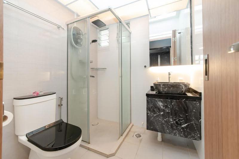 622B Tampines Avenue 12, 622B Tampines Avenue 12, Pasir Ris / Tampines, 3 Bedrooms, 1,001 sqft, HDB Flat For Sale, by Elsie Ang, 500294606 - Bathroom - PropertyGuru.com.sg