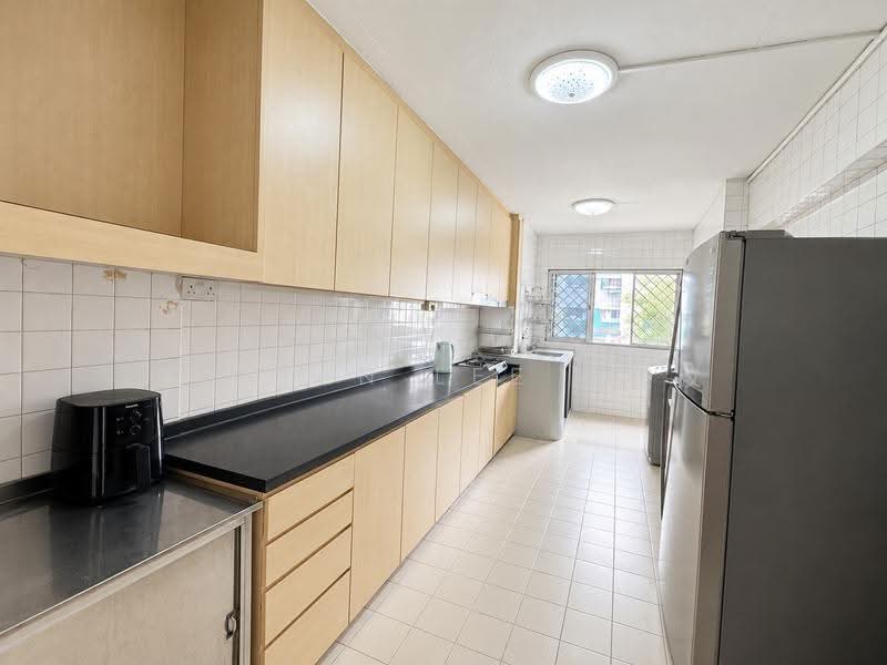 329 Jurong East Avenue 1, 329 Jurong East Avenue 1, Boon Lay / Jurong / Tuas, Room Rental, 150 sqft, HDB Flat For Rent, by Adrian Lee 李俊汶, 500294607 - PropertyGuru.com.sg