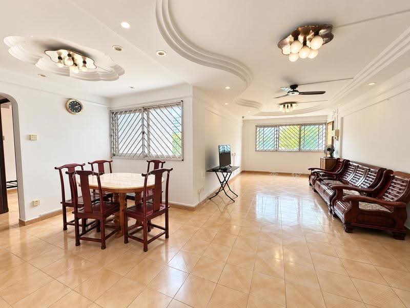 329 Jurong East Avenue 1, 329 Jurong East Avenue 1, Boon Lay / Jurong / Tuas, Room Rental, 150 sqft, HDB Flat For Rent, by Adrian Lee 李俊汶, 500294607 - Living Room - PropertyGuru.com.sg