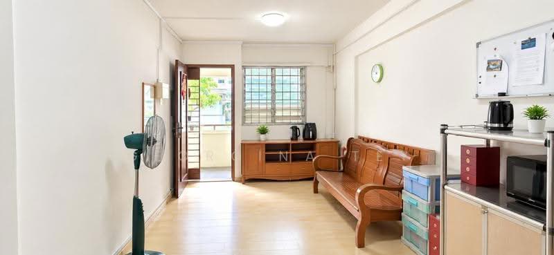 702 West Coast Road, 702 West Coast Road, Buona Vista / West Coast / Clementi New Town, 2 Bedrooms, 721 sqft, HDB Flat For Rent, by Georgina Tey, 500294623 - Living Room - PropertyGuru.com.sg