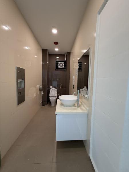 UB. One, 81 Ubi Avenue 4, Eunos / Geylang / Paya Lebar, 1,186 sqft, Light Industrial (B1) For Rent, by Keon Ang, 500294627 - CommercialGuru.com.sg