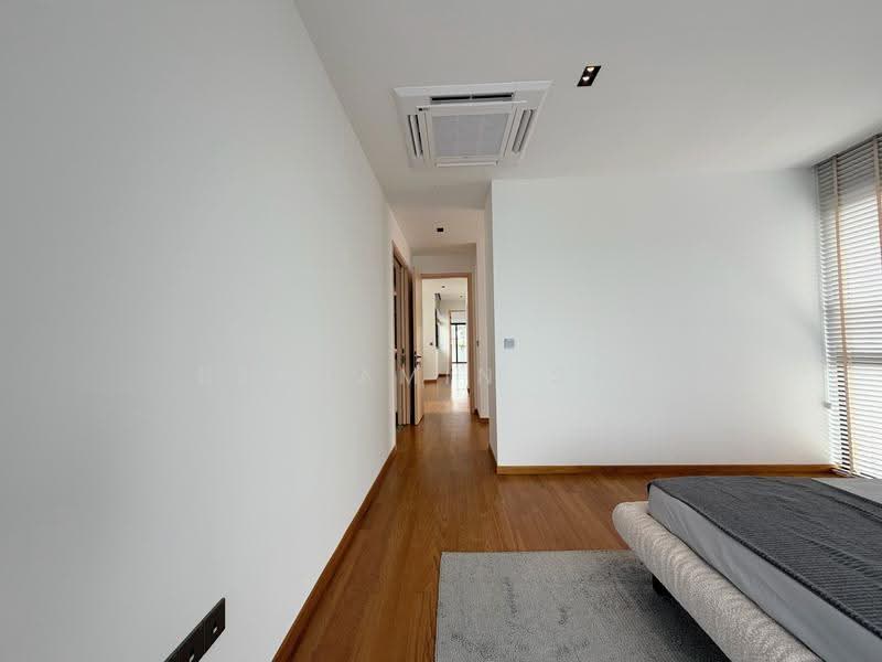 REPUTABLE DEVELOPER CURATES STATEMENT BUNGALOW, 1 to 2 KM to Taonan School, CHIG (Katong), St. Stephen's School, 1 KM to Ngee Ann Primary School, East Coast / Marine Parade, 5 Bedrooms, 9,280 sqft, Bungalow House For Sale, by Benjamin Soh, 500294656 - Corridor - PropertyGuru.com.sg