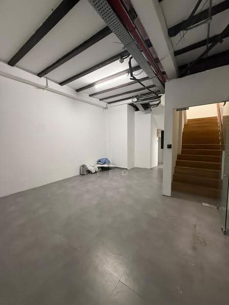Mosque Street, Chinatown / Tanjong Pagar, 1,139 sqft, Shop / Shophouse For Rent, by Desmond Yeo, 500294662 - Interior - CommercialGuru.com.sg