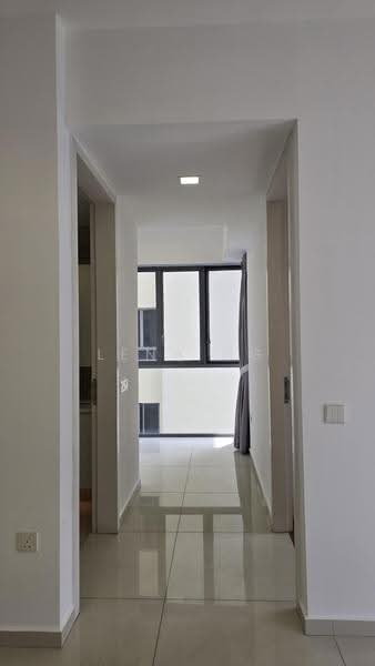 Bedok Residences, 26 Bedok North Drive, Bedok / Upper East Coast, 1 Bedroom, 613 sqft, Condominium For Sale, by Lena Ng, 500294680 - Corridor - PropertyGuru.com.sg