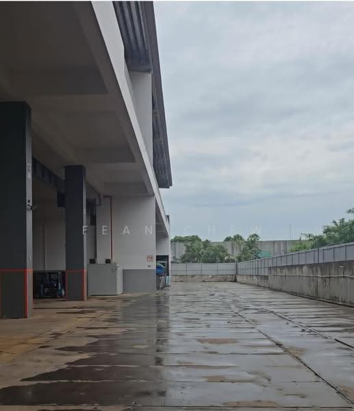 Tuas Workshop cum Warehouse with 10 ton Overhead Crane, Boon Lay / Jurong / Tuas, 16,792 sqft, Factory / Workshop (B2) For Rent, by Fean Chew, 500294681 - CommercialGuru.com.sg