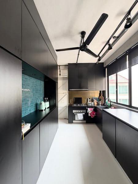 The Black & White loft apartment at Joo Chiat, East Coast / Marine Parade, 1 Bedroom, 980 sqft, Walk-up Apartment For Rent, by Eunice Tan, 500294720 - Kitchen - PropertyGuru.com.sg