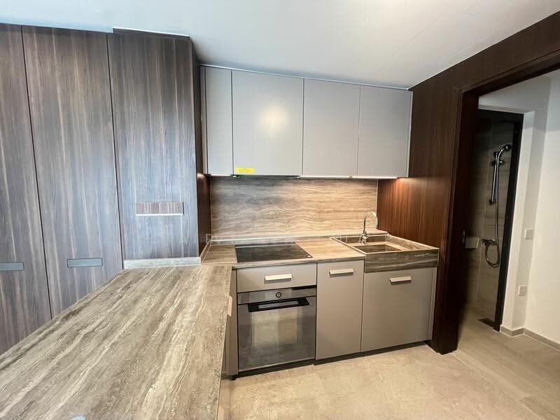One Pearl Bank, 1 Pearl Bank, Alexandra / Commonwealth, 3 Bedrooms, 1,098 sqft, Condominium For Rent, by Ivan Yu, 500294727 - Kitchen - PropertyGuru.com.sg