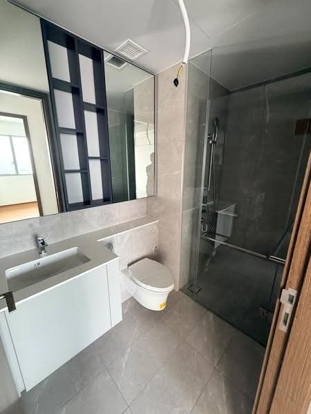 One Pearl Bank, 1 Pearl Bank, Alexandra / Commonwealth, 3 Bedrooms, 1,098 sqft, Condominium For Rent, by Ivan Yu, 500294727 - Bathroom - PropertyGuru.com.sg