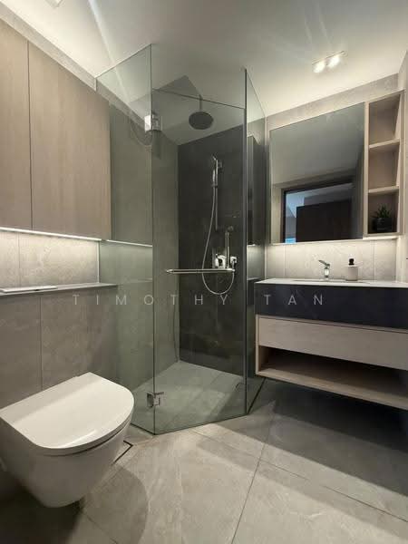 Orchard Sophia, 128 Sophia Road, Orchard / River Valley, 2 Bedrooms, 635 sqft, Condominium For Rent, by Timothy Tan, 500294731 - Bathroom - PropertyGuru.com.sg