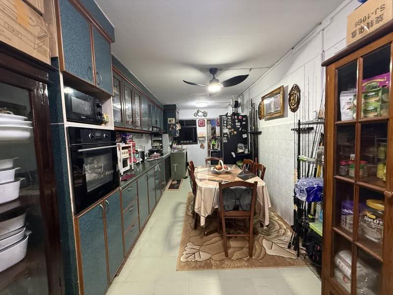 129 Ang Mo Kio Avenue 3, 129 Ang Mo Kio Avenue 3, Ang Mo Kio / Bishan / Thomson, 3 Bedrooms, 1,054 sqft, HDB Flat For Sale, by Nikmat Jawini, 500294747 - Kitchen - PropertyGuru.com.sg