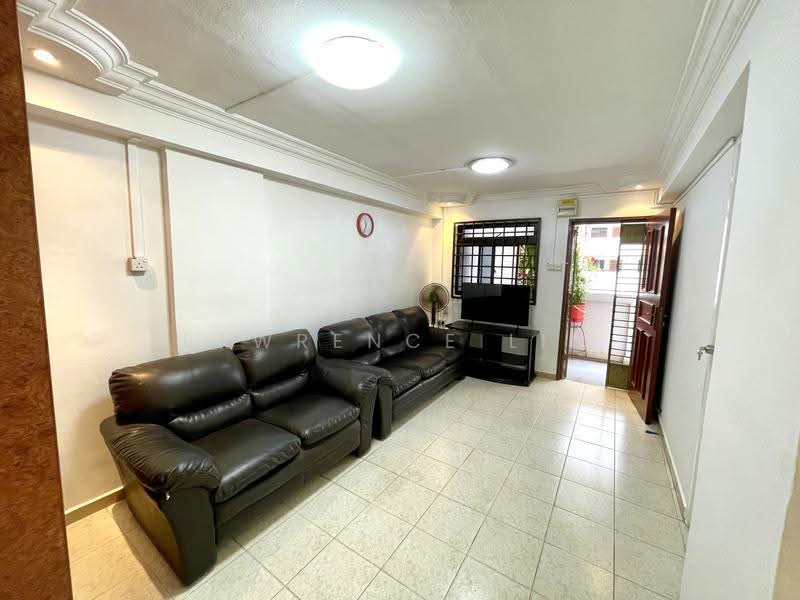 303 Serangoon Avenue 2, 303 Serangoon Avenue 2, Hougang / Punggol / Sengkang, 2 Bedrooms, 699 sqft, HDB Flat For Rent, by Lawrence Lim, 500294748 - Living Room - PropertyGuru.com.sg
