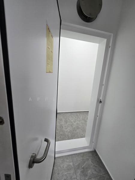 Bartley Vue, 6 Jalan Bunga Rampai, Hougang / Punggol / Sengkang, 2 Bedrooms, 657 sqft, Condominium For Sale, by Apple Chee, 500294851 - Entrance - PropertyGuru.com.sg