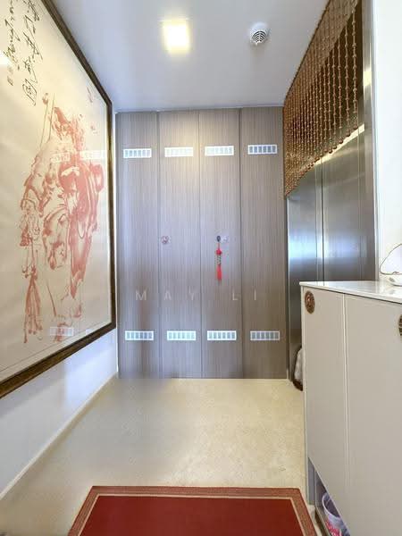 Seaside Residences, 18 Siglap Link, East Coast / Marine Parade, 5 Bedrooms, 3,294 sqft, Condominium For Sale, by May Li, 500294864 - Entrance - PropertyGuru.com.sg