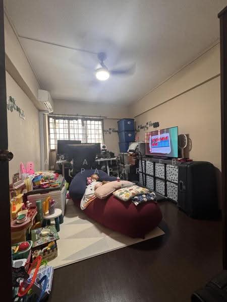 718 Bedok Reservoir Road, 718 Bedok Reservoir Road, Bedok / Upper East Coast, 3 Bedrooms, 1,119 sqft, HDB Flat For Sale, by Ariati Tyeb Papar, 500294932 - PropertyGuru.com.sg