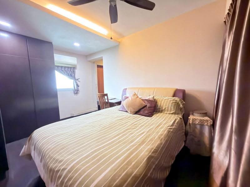 22 Ghim Moh Link, 22 Ghim Moh Link, Tanglin / Holland / Bukit Timah, 3 Bedrooms, 1,216 sqft, HDB Flat For Sale, by Rachel Tan, 500294944 - Bedroom - PropertyGuru.com.sg