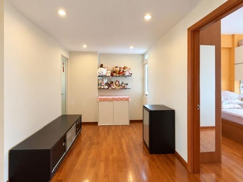 Costa Del Sol, 68 Bayshore Road, Bedok / Upper East Coast, 3 Bedrooms, 1,346 sqft, Condominium For Sale, by Katy Song, 500294954 - Study/Family area - PropertyGuru.com.sg