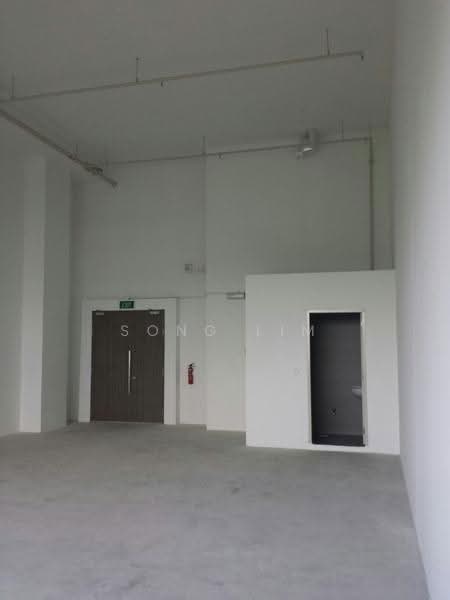 CT Hub 2, 114 Lavender Street, Balestier / Toa Payoh, 969 sqft, Light Industrial (B1) For Sale, by Song Lim, 500294955 - Entrance - CommercialGuru.com.sg