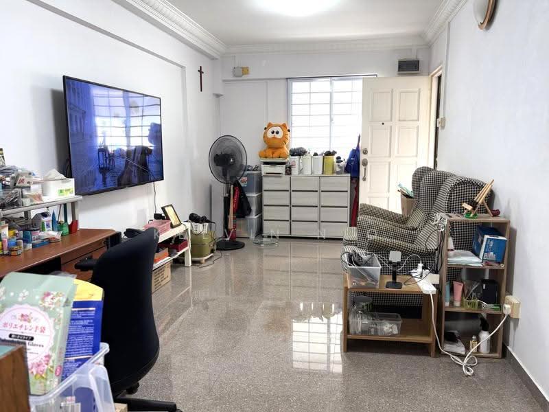 230 Bukit Batok East Avenue 3, 230 Bukit Batok East Avenue 3, Dairy Farm / Bukit Panjang / Choa Chu Kang, 2 Bedrooms, 721 sqft, HDB Flat For Sale, by Kelvin Neo, 500294957 - Living Room - PropertyGuru.com.sg