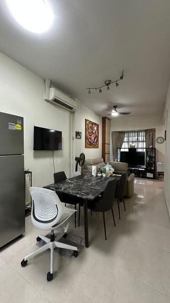 Duku Lane, East Coast / Marine Parade, 1 Bedroom, 800 sqft, Terraced House For Rent, by Zen Lim, 500295044 - Living Room - PropertyGuru.com.sg