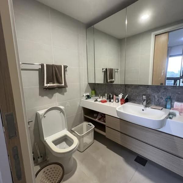 The Lakefront Residences, 48 Lakeside Drive, Boon Lay / Jurong / Tuas, 2 Bedrooms, 711 sqft, Condominium For Rent, by Dan Teo, 500295046 - PropertyGuru.com.sg