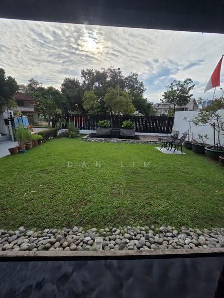 Carmichael Bungalow, Carmichael Road, Macpherson / Potong Pasir, 6 Bedrooms, 4,800 sqft, Detached House For Sale, by Dan Lim, 500295050 - Garden - PropertyGuru.com.sg
