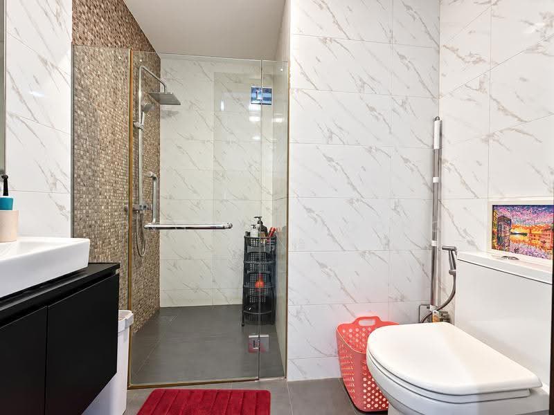 Vibes @ East Coast, 308 Telok Kurau Road, East Coast / Marine Parade, 2 Bedrooms, 614 sqft, Apartment For Sale, by Yong Wee Foong 杨伟锋, 500295054 - Bathroom - PropertyGuru.com.sg